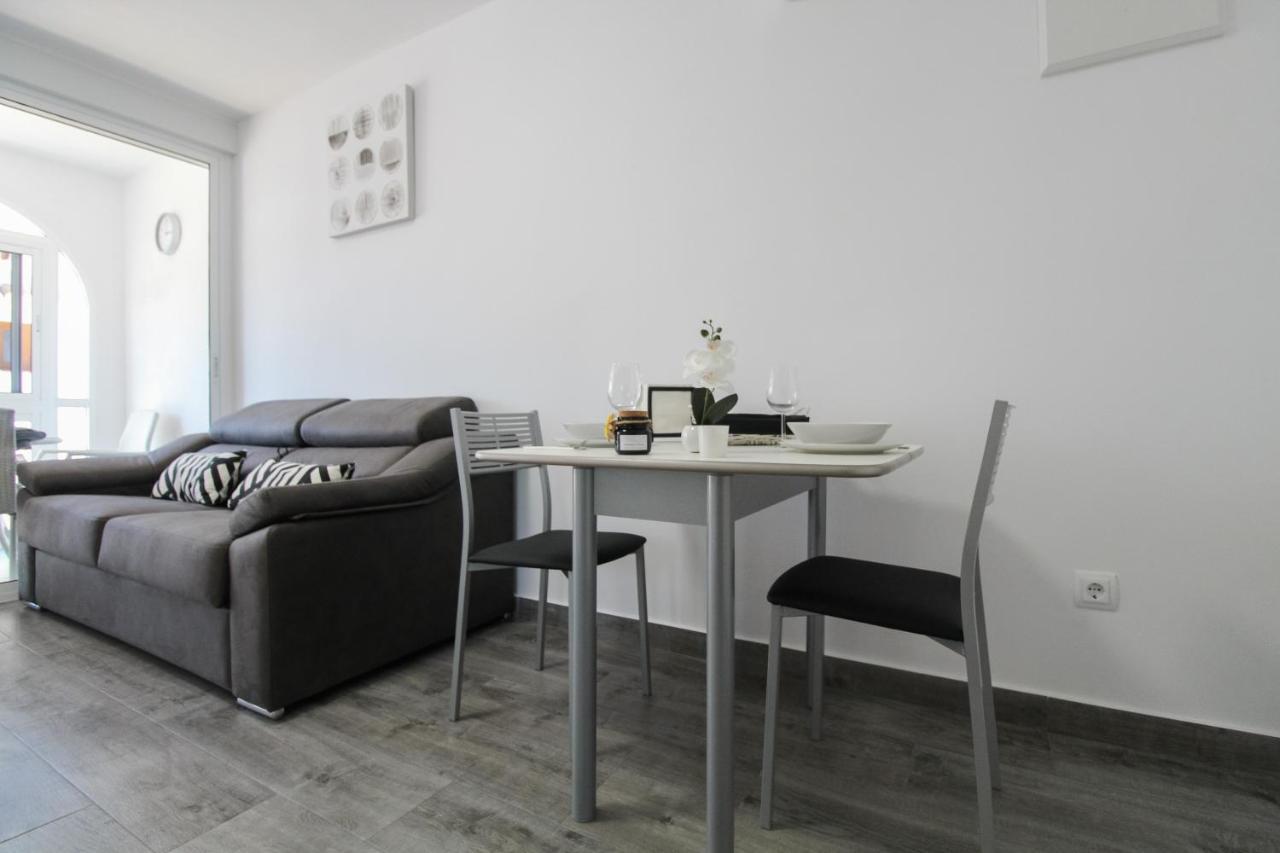 Costa Blanca Bungalow Lago Jardin Frente Piscina 4 Personas #Prp001 By Stay Orihuela Costa Torrevieja Extérieur photo